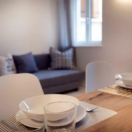 Picalof Apartment *